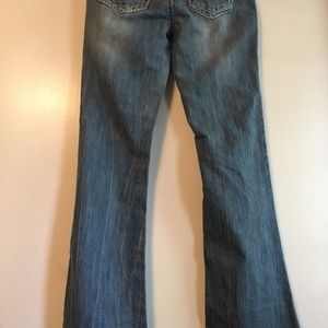 NWT AMETHYST Ripped Distressed Jeans Mid Rise Boot